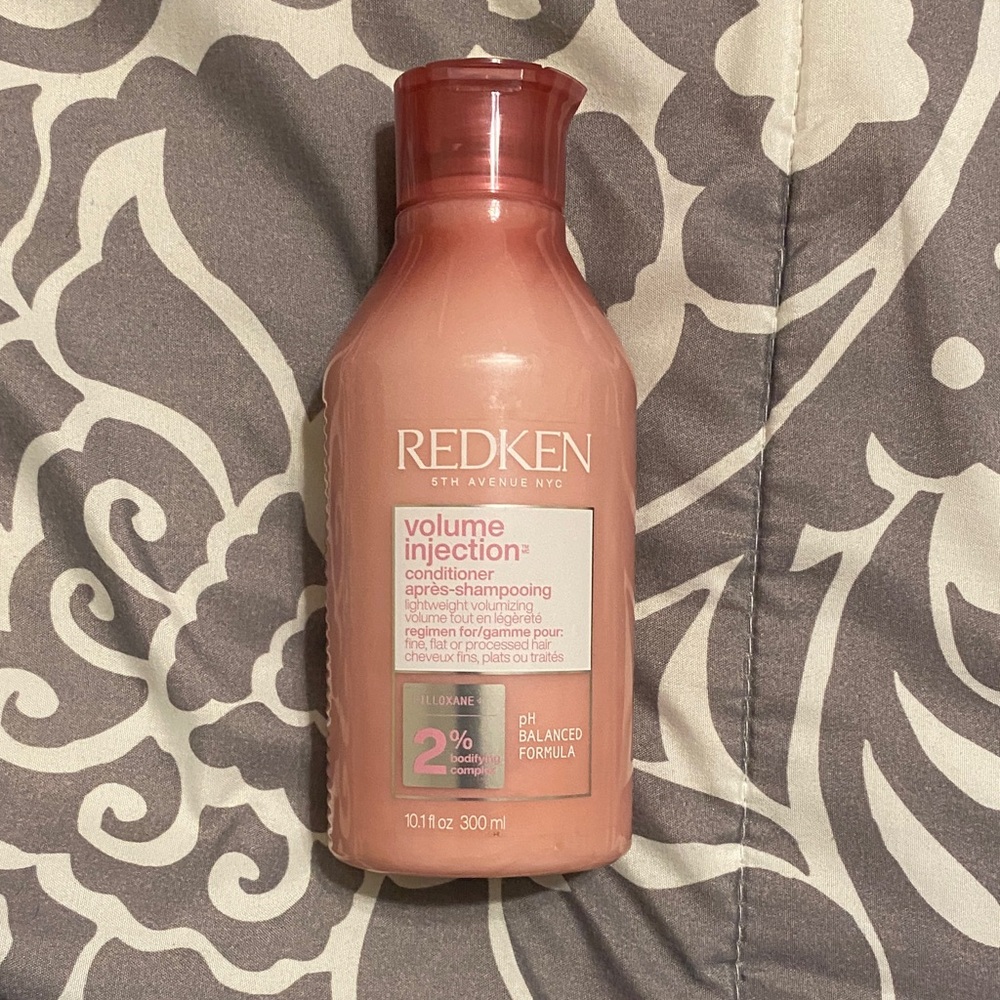 Redken Volume Injection Conditioner - Soft Pink